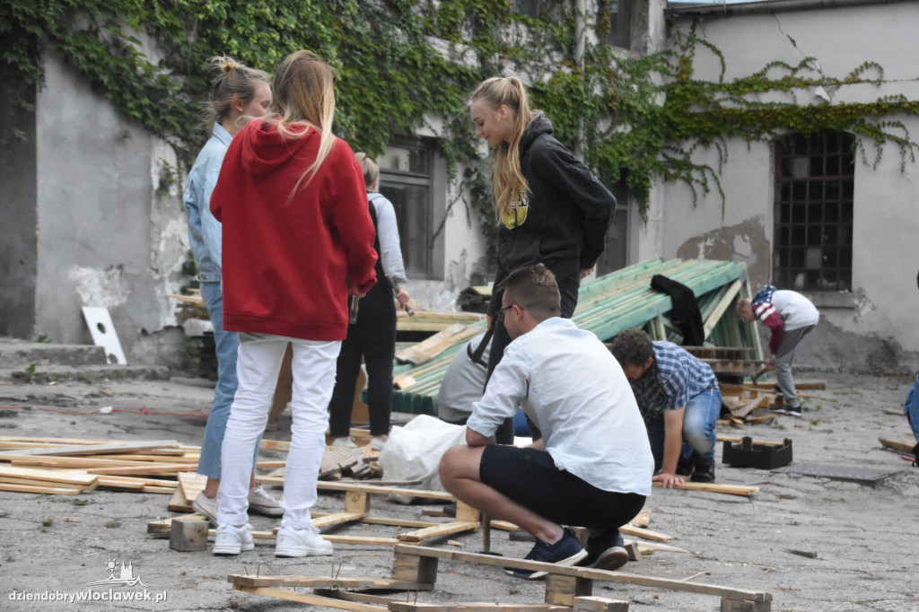 W Gwoździarni zbudowali parklet!