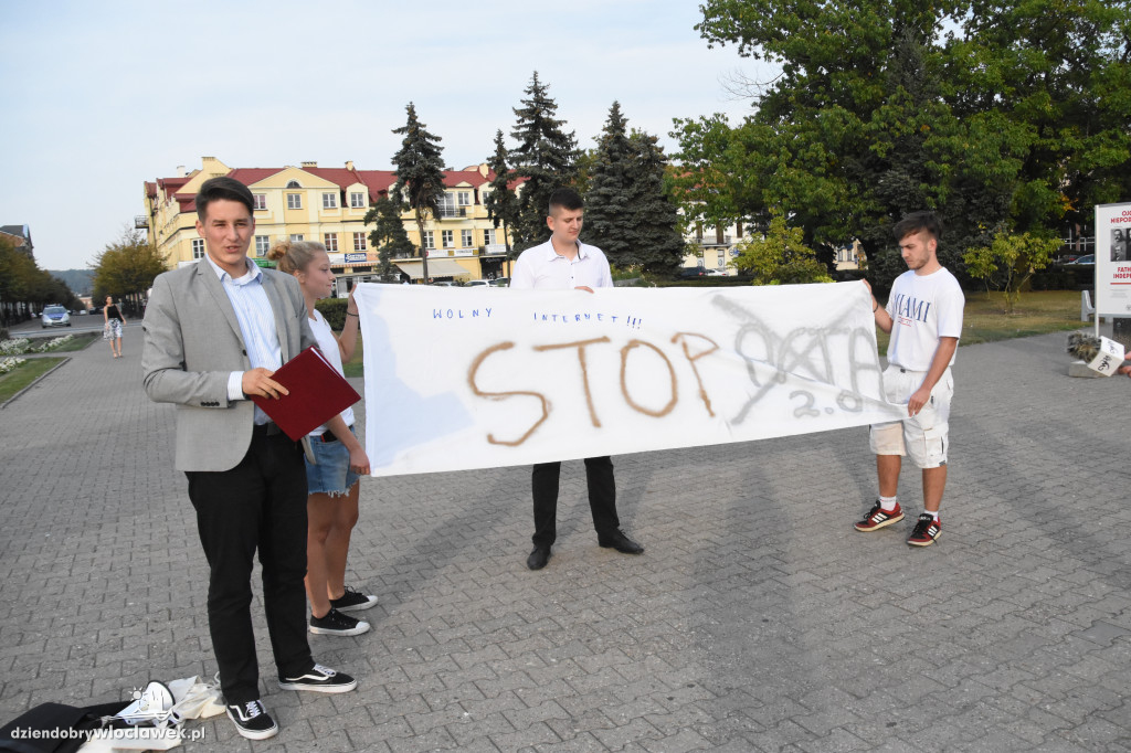Młoda Prawica przeciwko ACTA 2.0