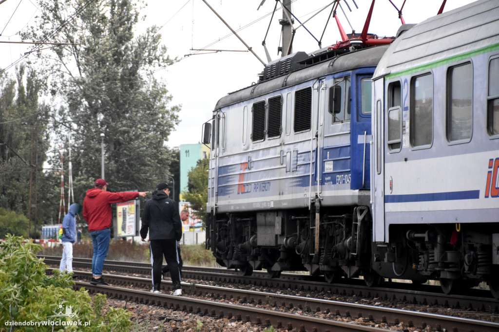Nastolatek zginął pod kołami pociągu