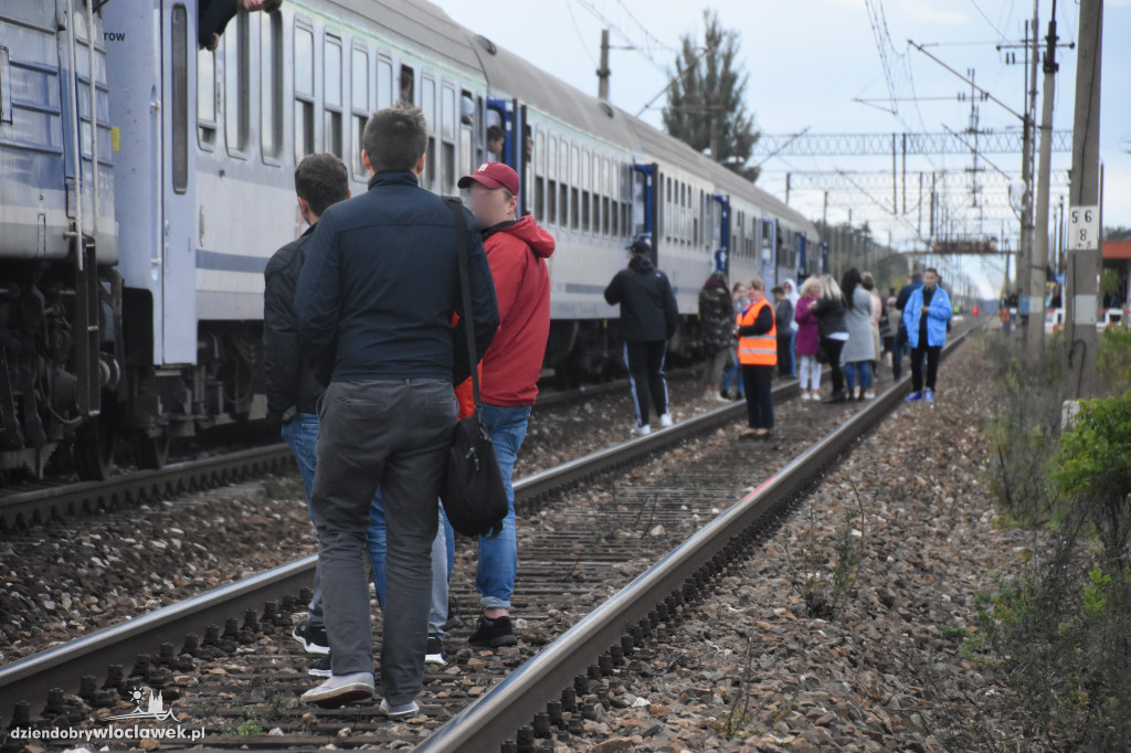 Nastolatek zginął pod kołami pociągu