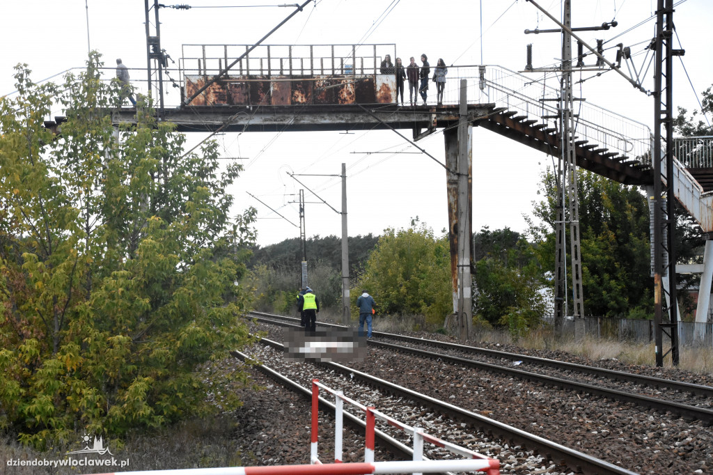 Nastolatek zginął pod kołami pociągu