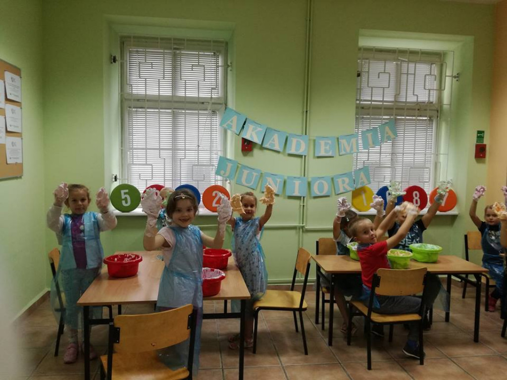 Akademia Juniora w Przedszk. Akad.