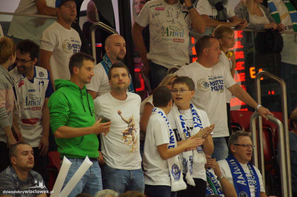 Kibice Anwilu  na meczu o Superpuchar