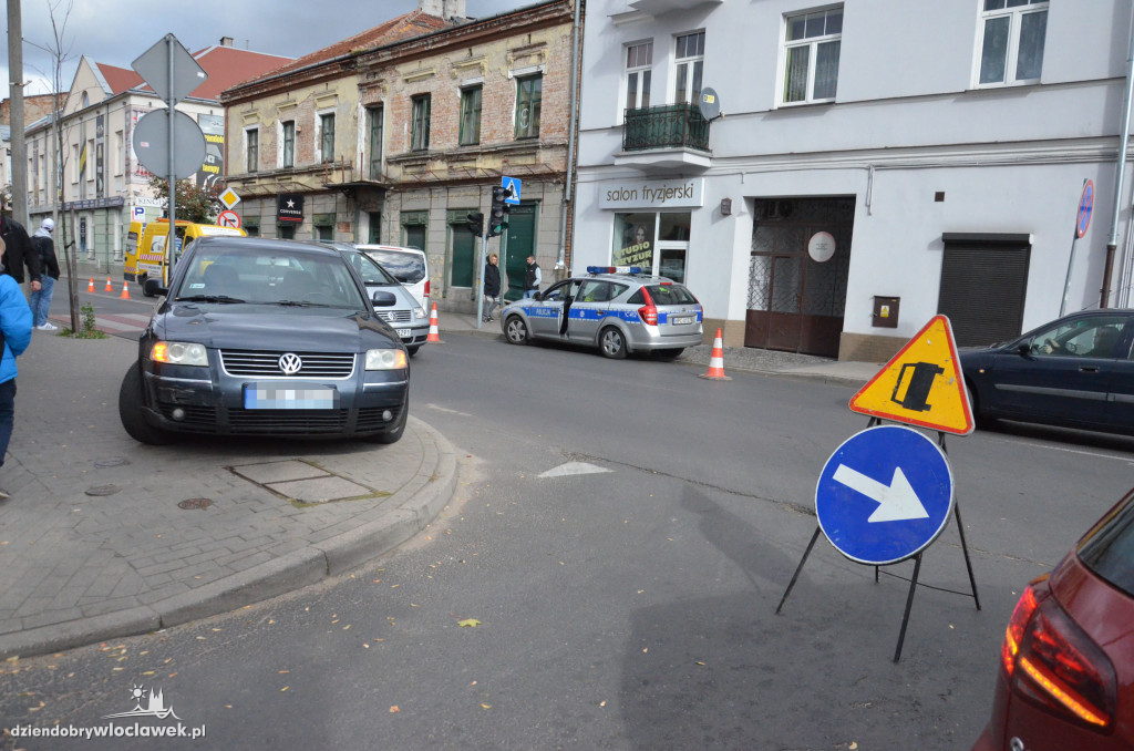 Kolizja trzech aut na ulicy Brzeskiej