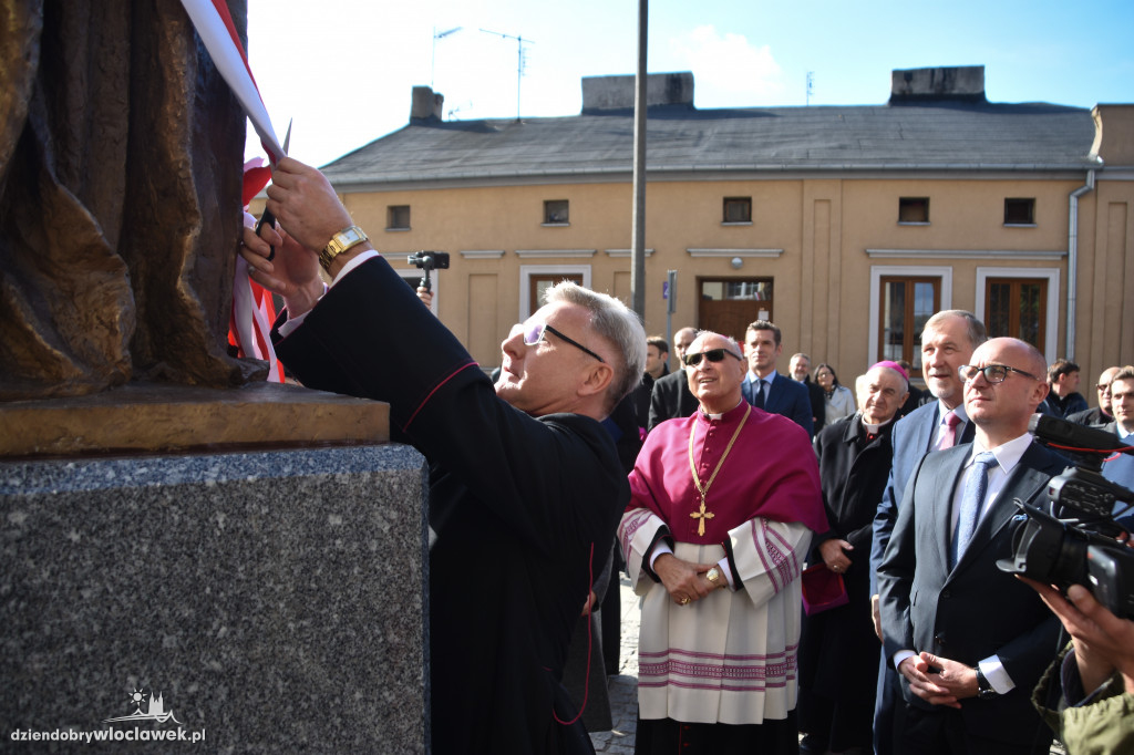 Odsłonięcie pomnika ks. Jana Długosza