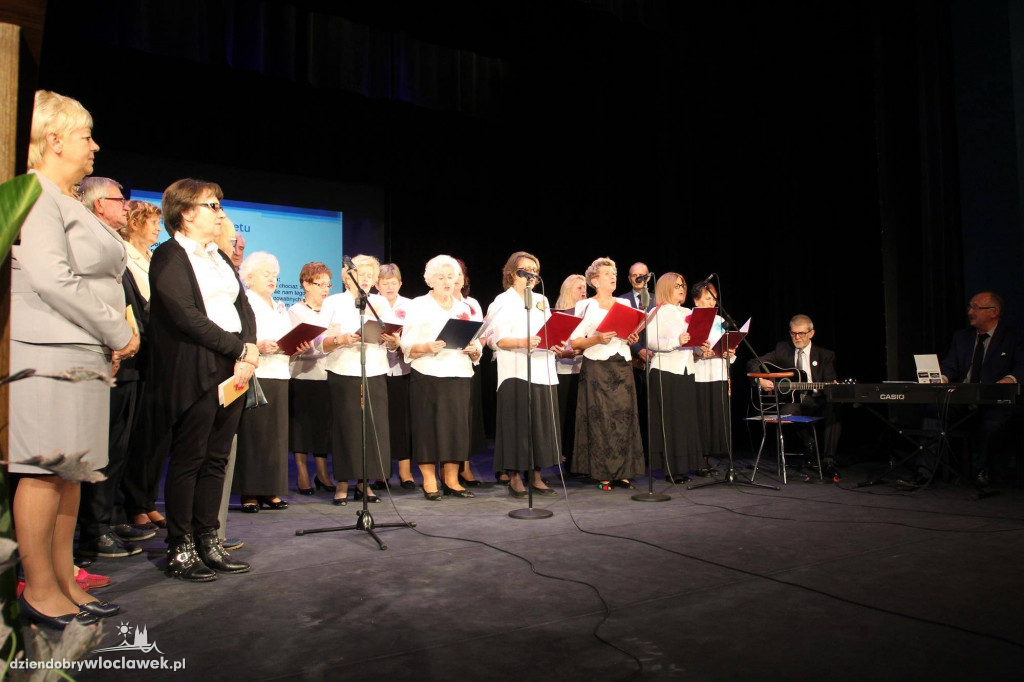 Ruszył rok akademicki WUTW