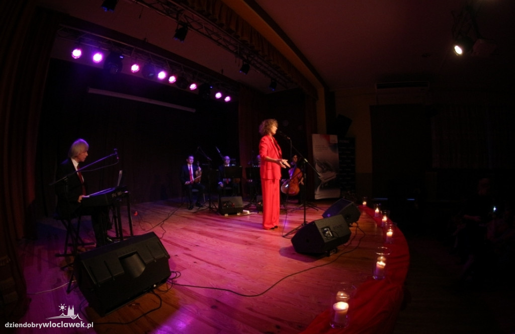 Koncert Alicji Majewskiej w Lubaniu