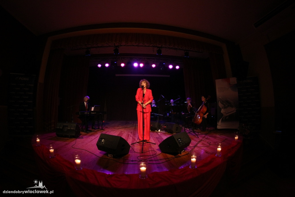 Koncert Alicji Majewskiej w Lubaniu
