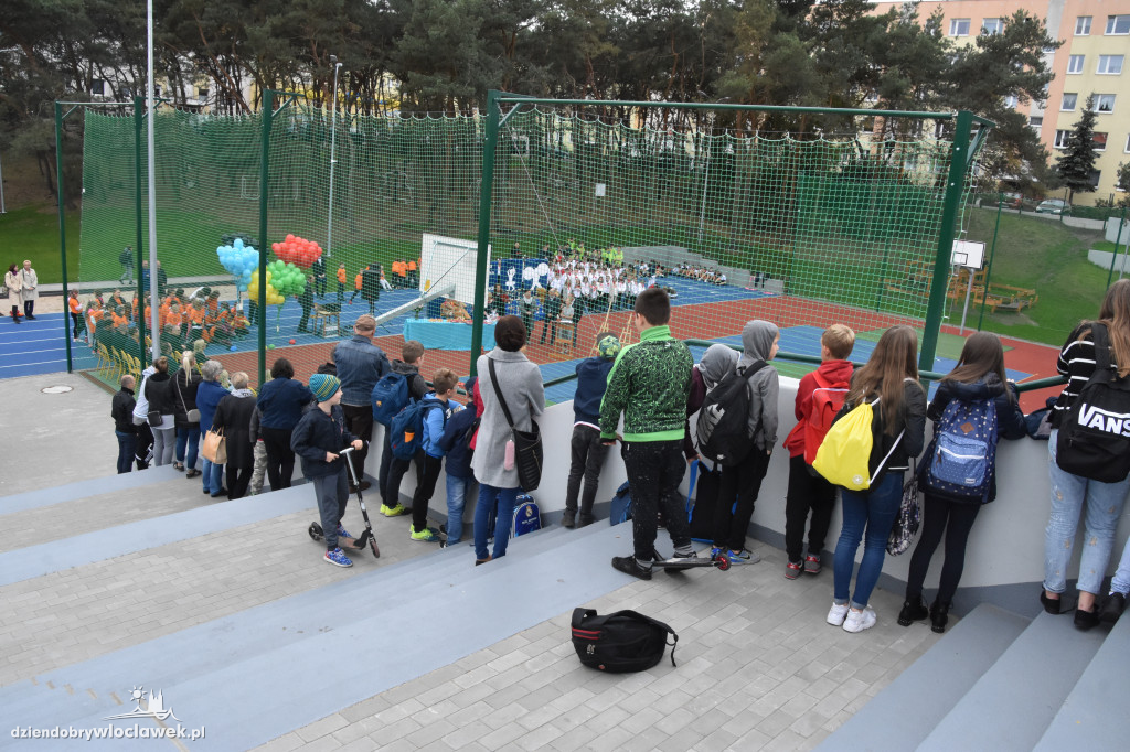Uroczyste otwarcie boisk przy SP23