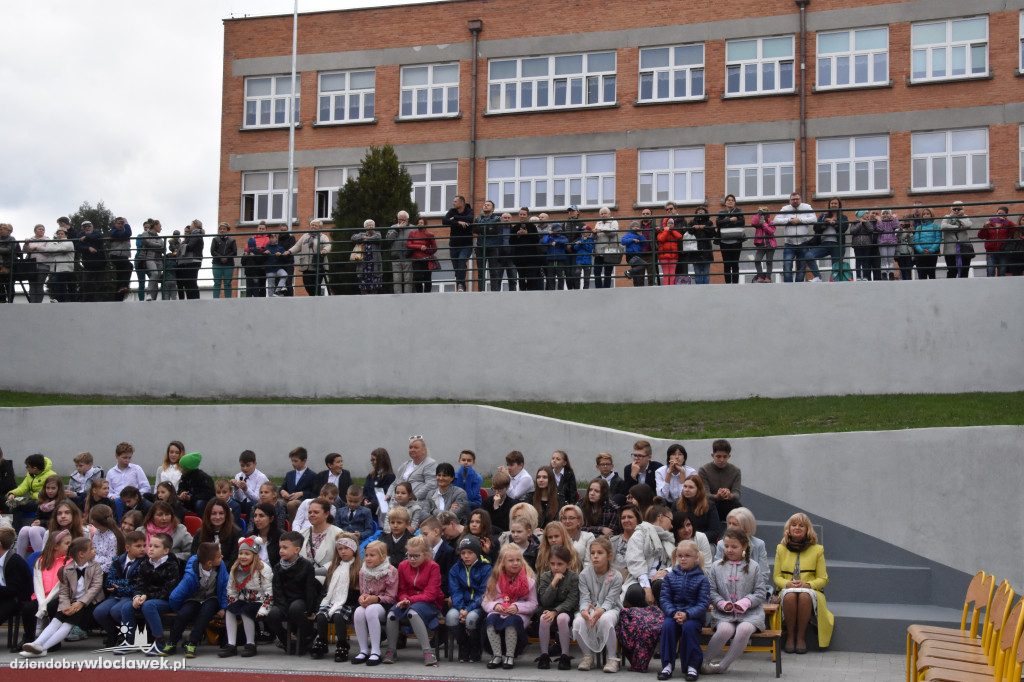 Uroczyste otwarcie boisk przy SP23