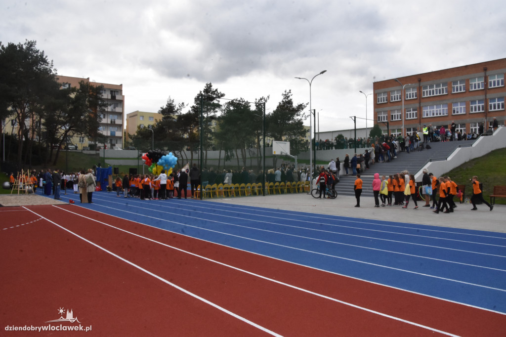 Uroczyste otwarcie boisk przy SP23