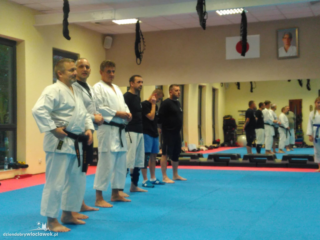 Kandydat wziął udział w treningu karate