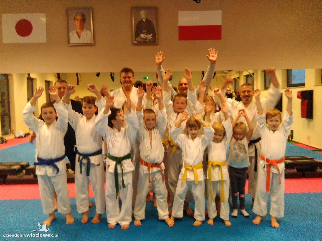 Kandydat wziął udział w treningu karate