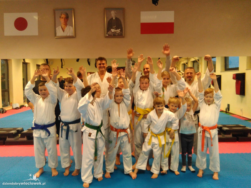 Kandydat wziął udział w treningu karate