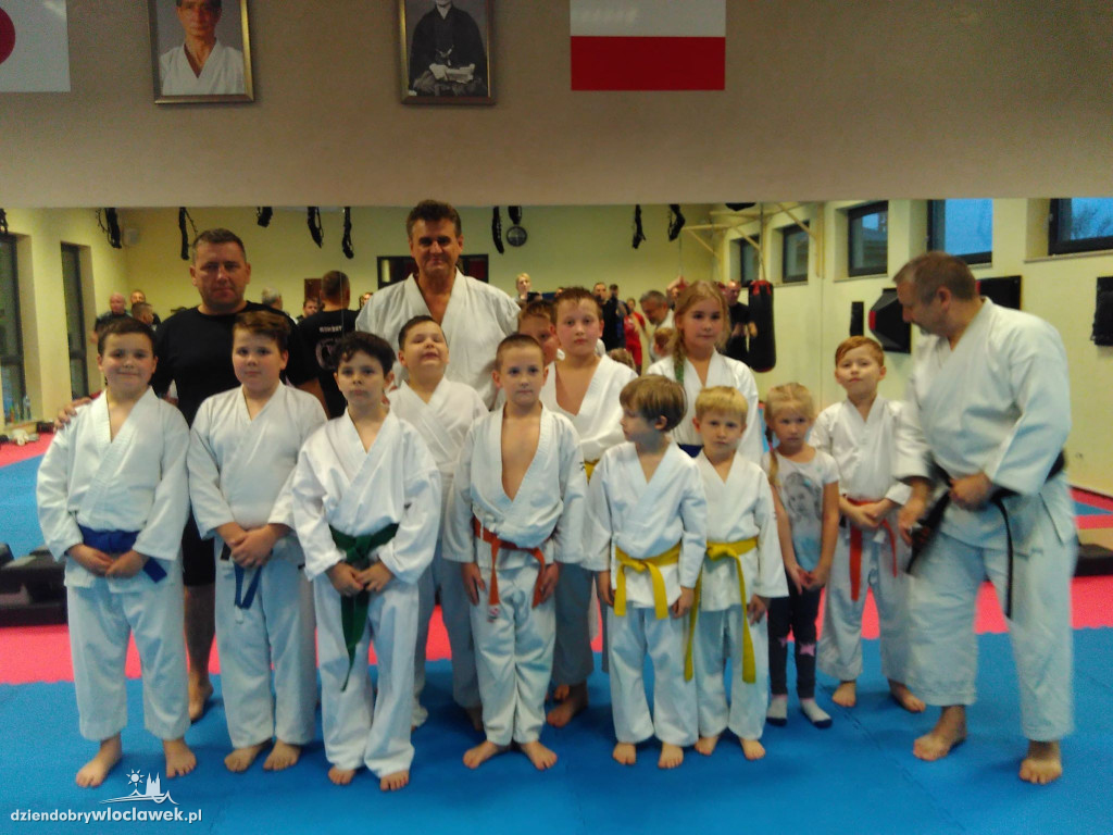 Kandydat wziął udział w treningu karate