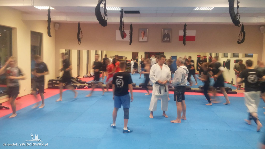 Kandydat wziął udział w treningu karate