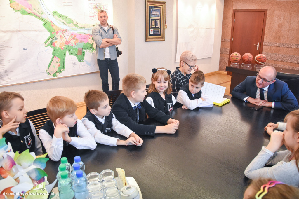 Wojtkowski w ogniu pytań uczniów ZSI