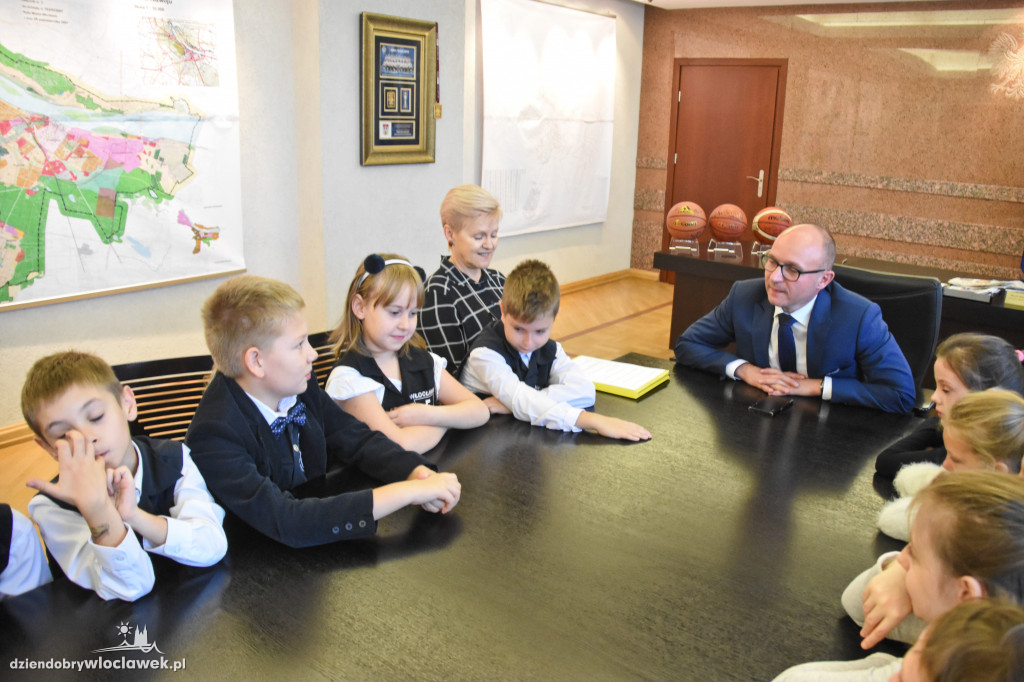Wojtkowski w ogniu pytań uczniów ZSI