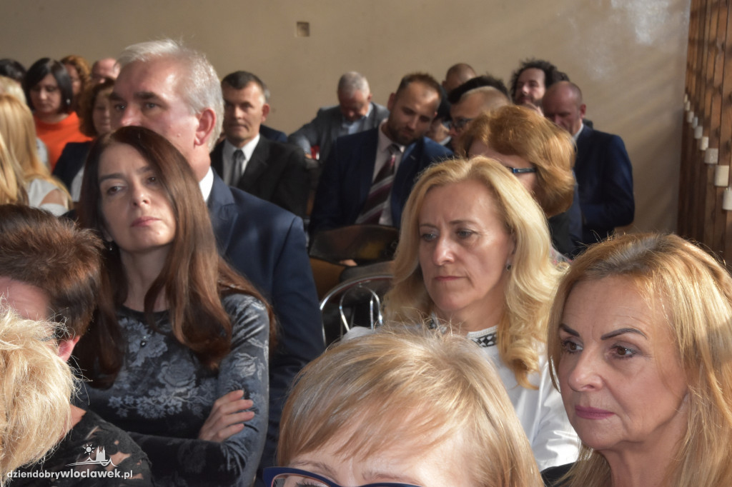 Prezydent nagrodził nauczycieli