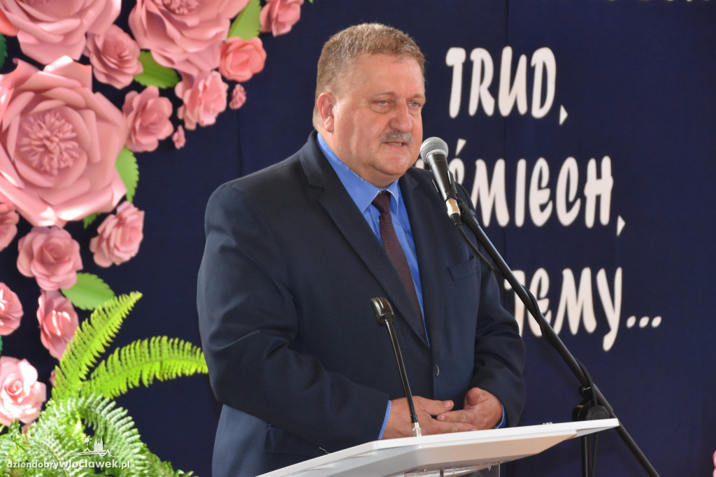 Prezydent nagrodził nauczycieli