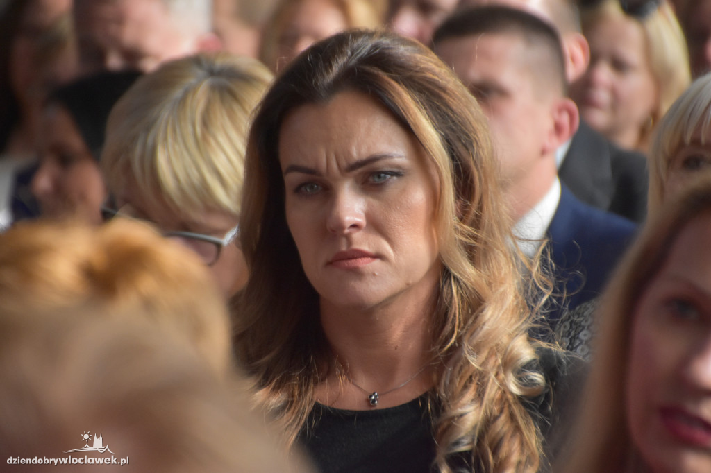 Prezydent nagrodził nauczycieli