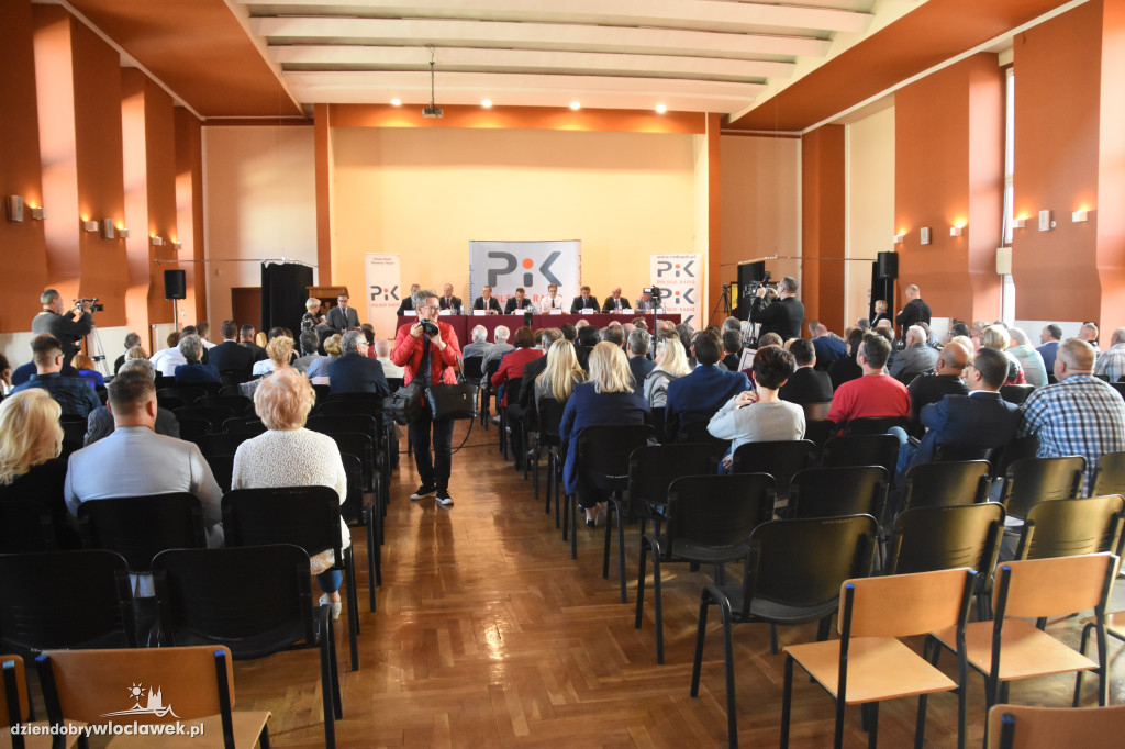 Debata Radia PiK. Kandydaci i publiczność