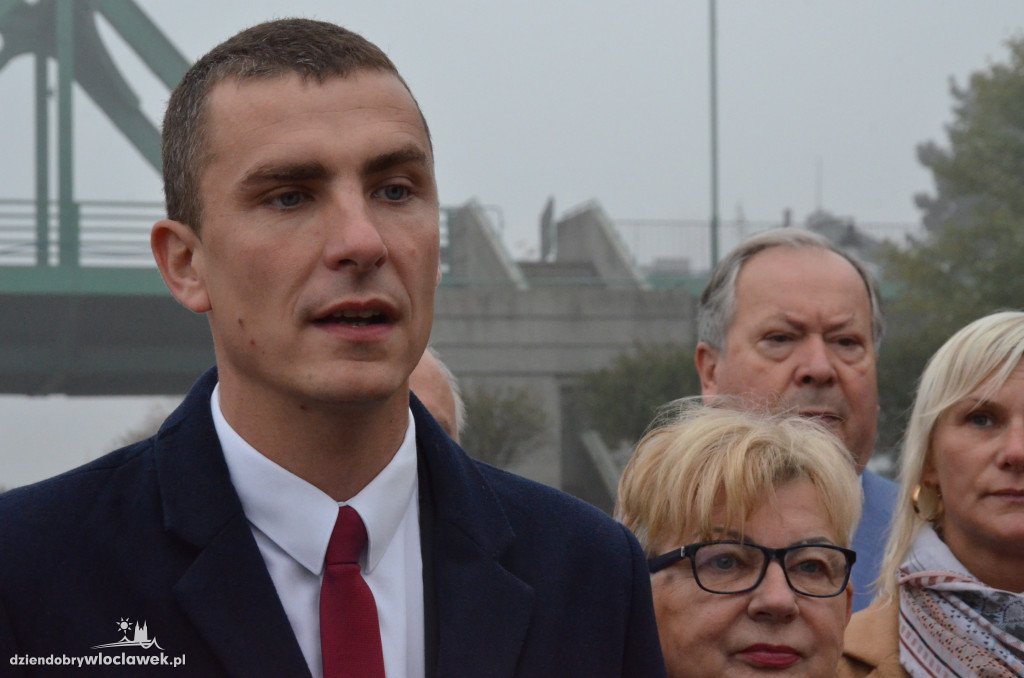 SLD kończy kampanię na bulwarach