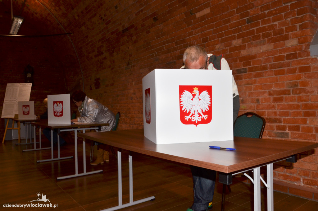 Głosowanie w komisjach na Śródmieściu