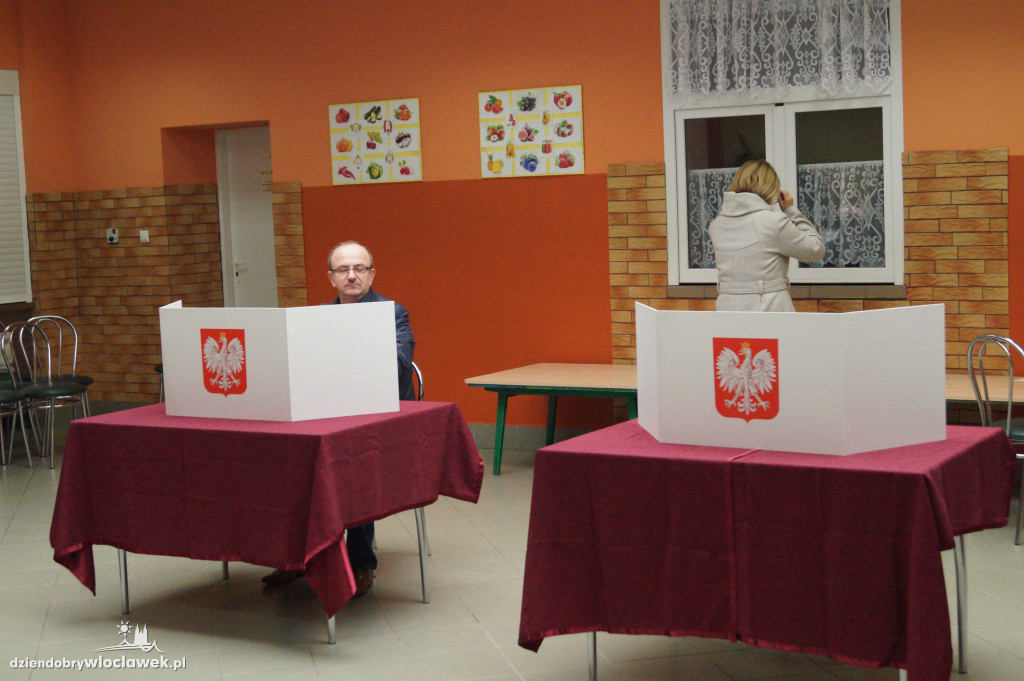 Głosowanie w komisji na os. Zawiśle