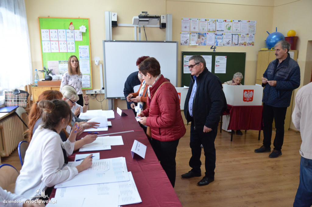 Głosowanie w komisjach na Śródmieściu