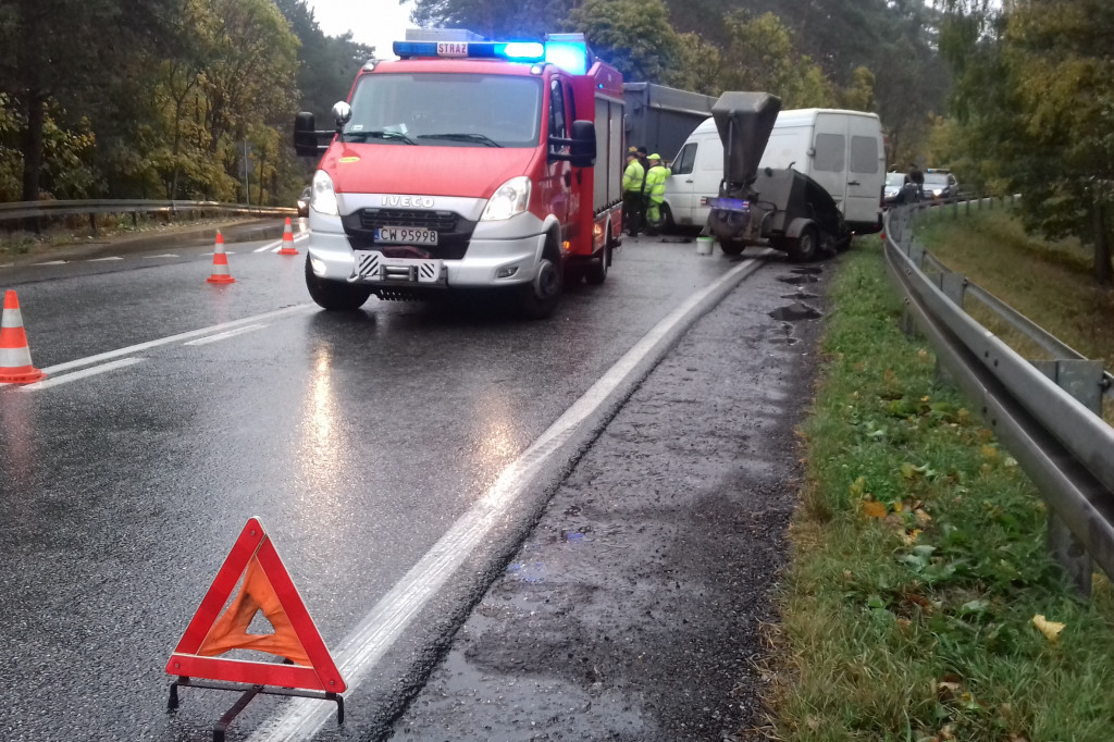 Zderzenie 3 aut na drodze krajowej!