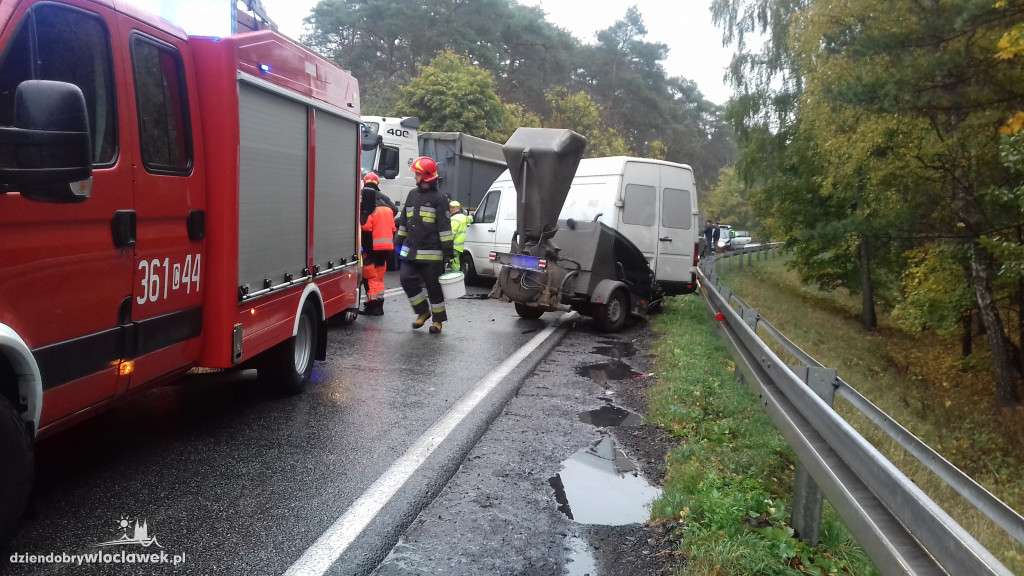 Zderzenie 3 aut na drodze krajowej!