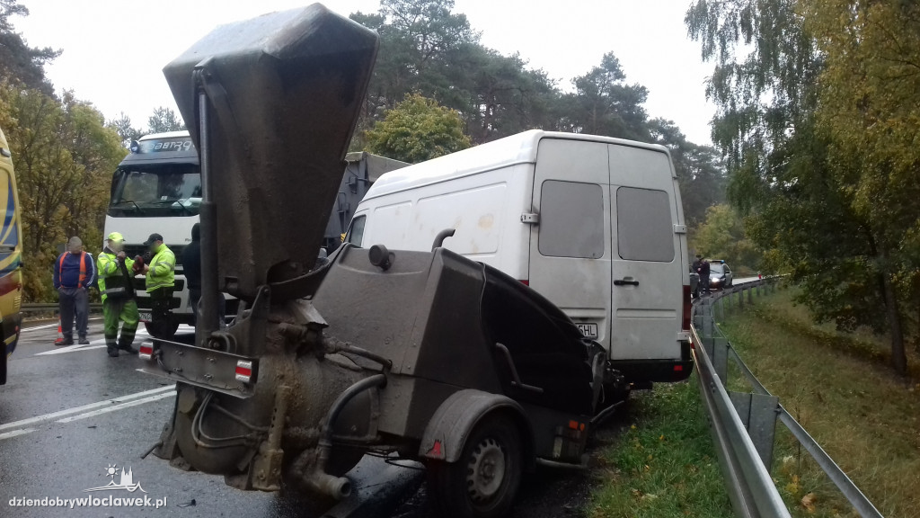 Zderzenie 3 aut na drodze krajowej!