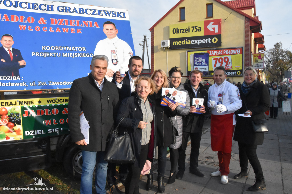Walka o głosy na targowisku