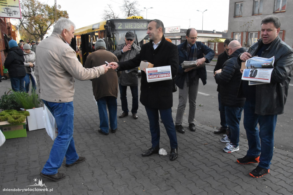 Walka o głosy na targowisku