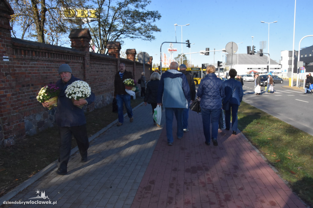 Włocławianie przygotowują się do 1. XI