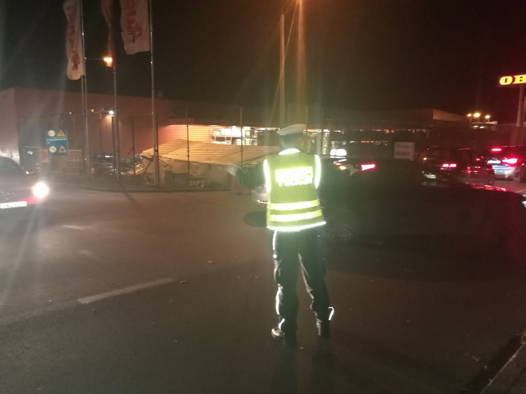 Policja wstępnie podsumowała akcję Znicz