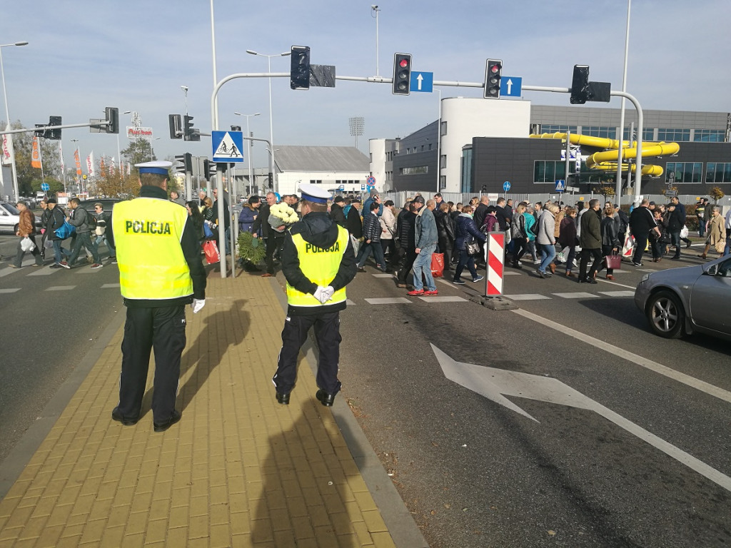Policja wstępnie podsumowała akcję Znicz