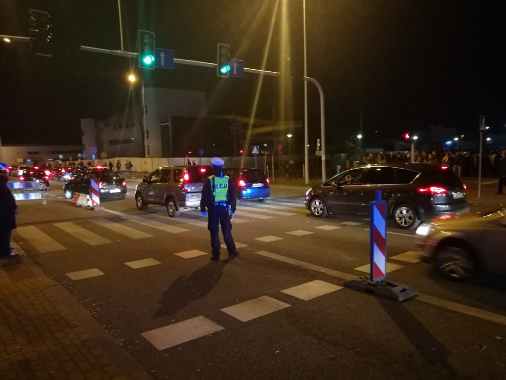 Policja wstępnie podsumowała akcję Znicz