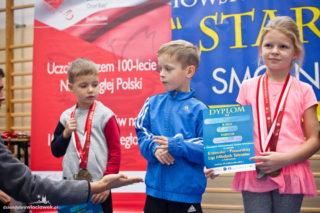 Turniej badmintona w Smólniku