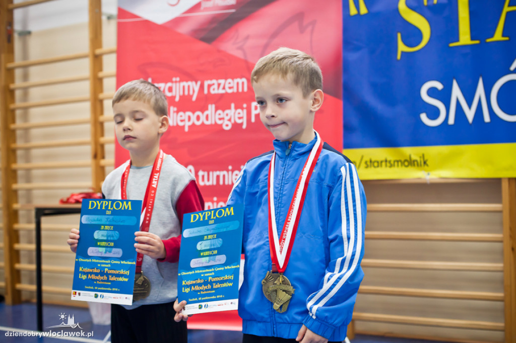 Turniej badmintona w Smólniku