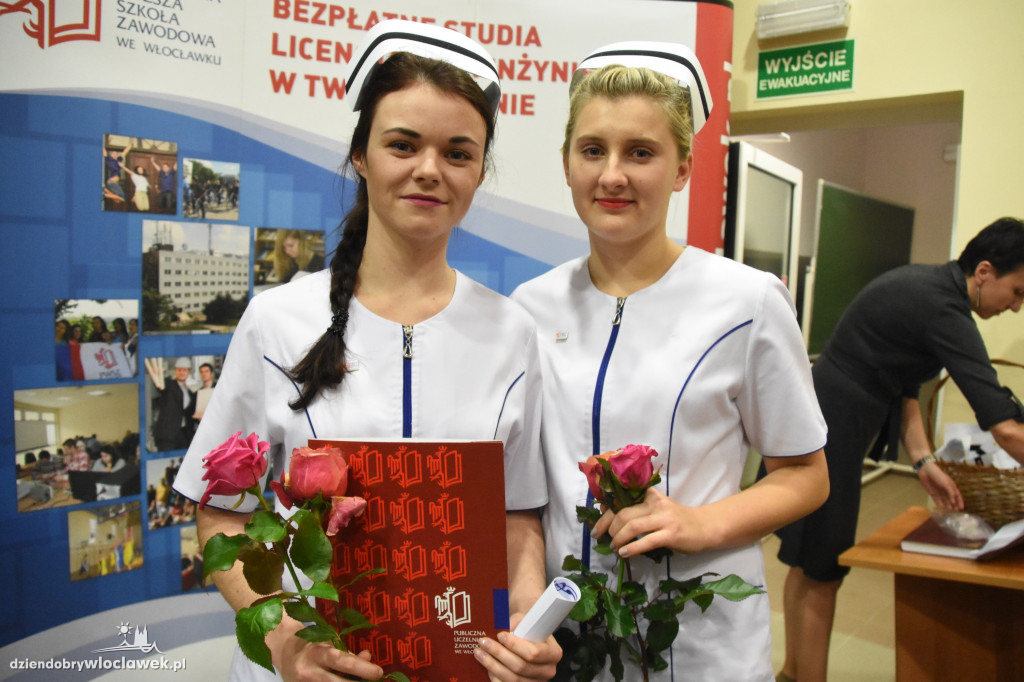Czepkowanie pielęgniarek w PWSZ