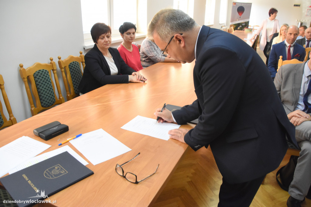 Radni gminy odebrali zaświadczenia