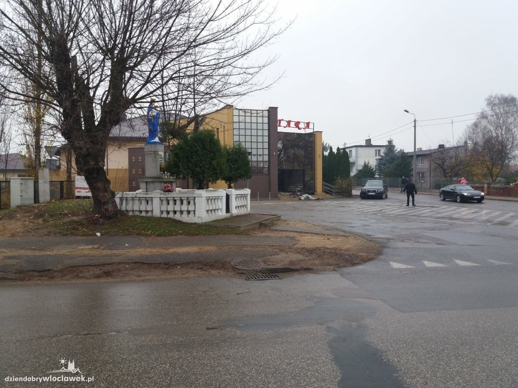 Wjechał w budynek sali weselnej