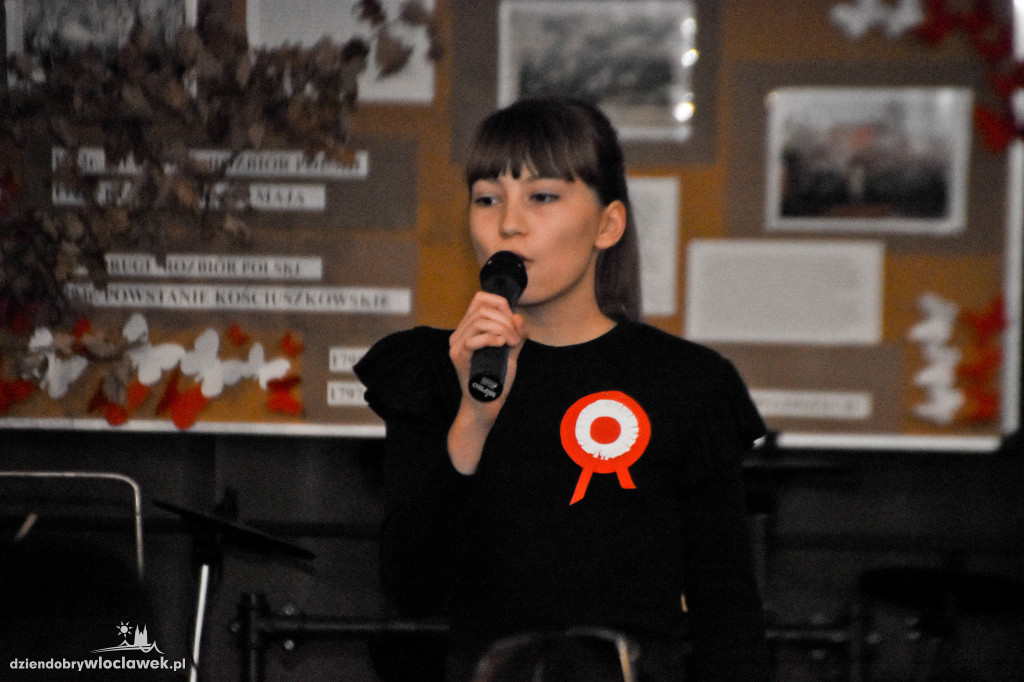 Wieczór patriotyczny w SP 19