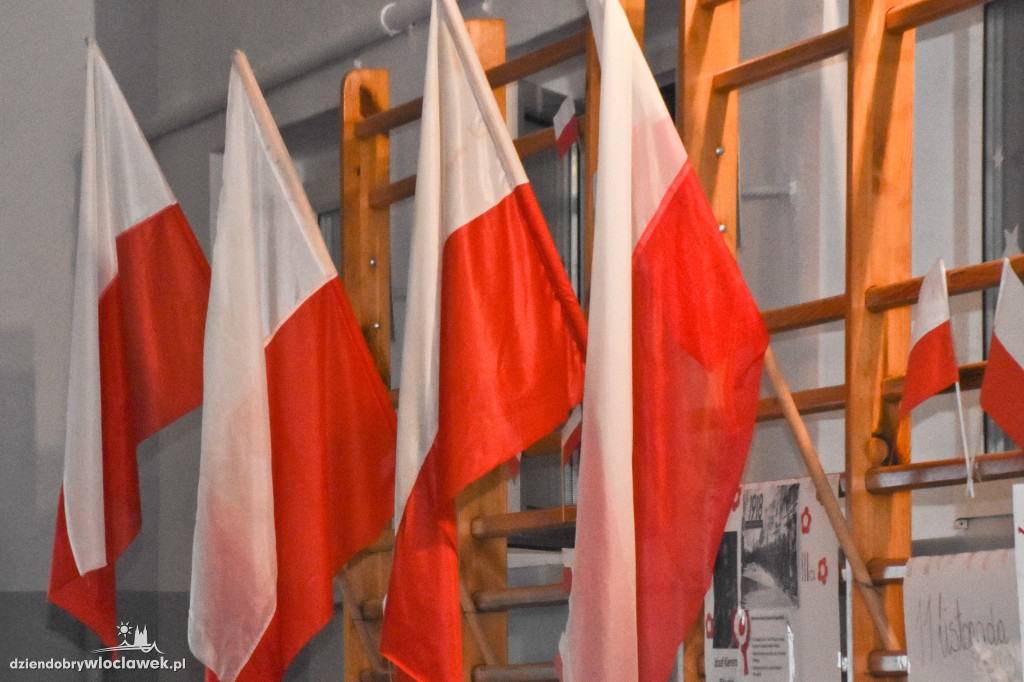 Wieczór patriotyczny w SP 19