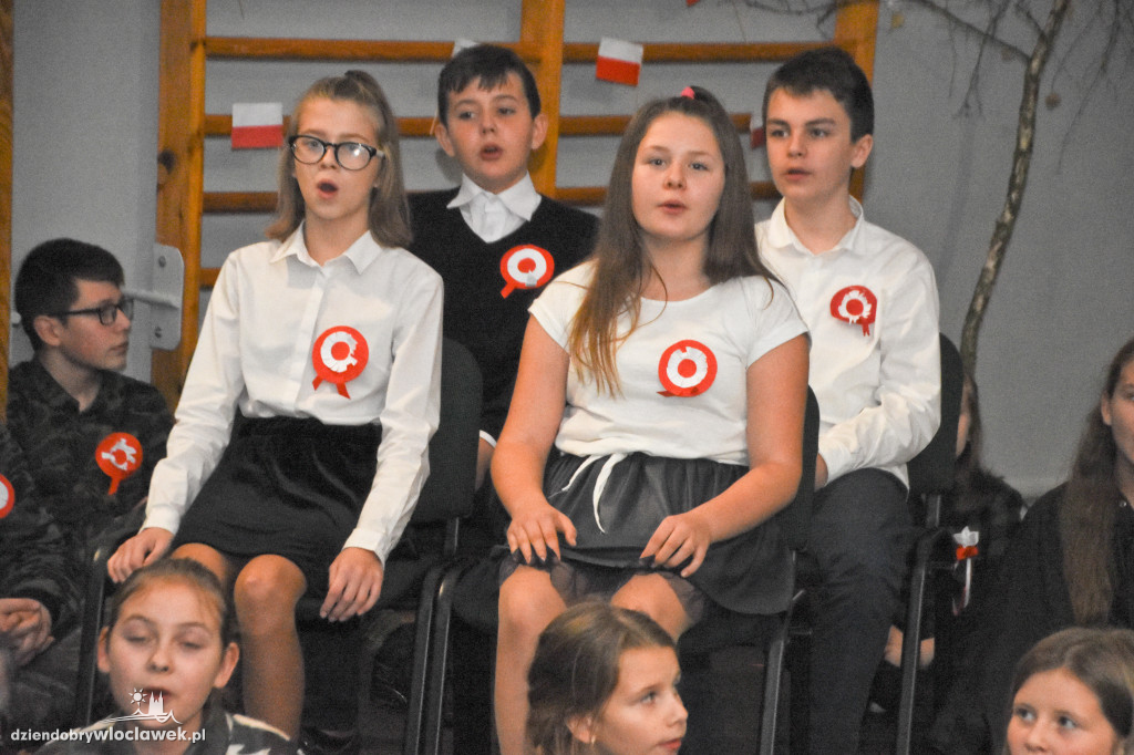 Wieczór patriotyczny w SP 19