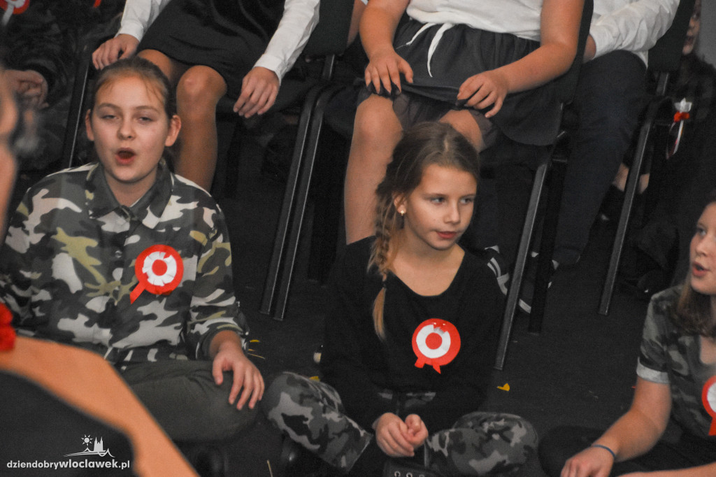 Wieczór patriotyczny w SP 19