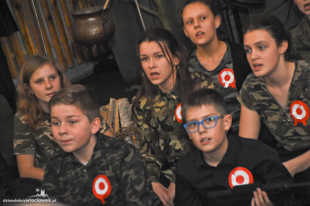 Wieczór patriotyczny w SP 19