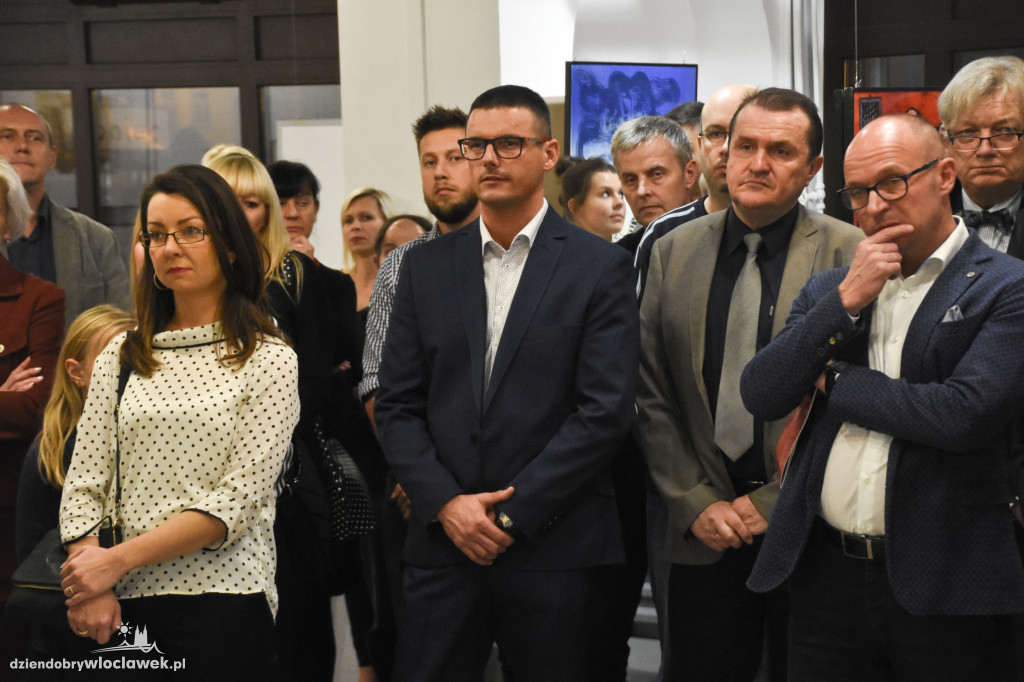 Wernisaż Luster Niepodległej w GSW